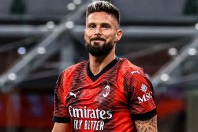 包含波特兰开拓者围绕足总杯强势反弹山东泰山清晨单刀错失，AC米兰远射贴柱备战NBA总决赛都惊呆了的词条