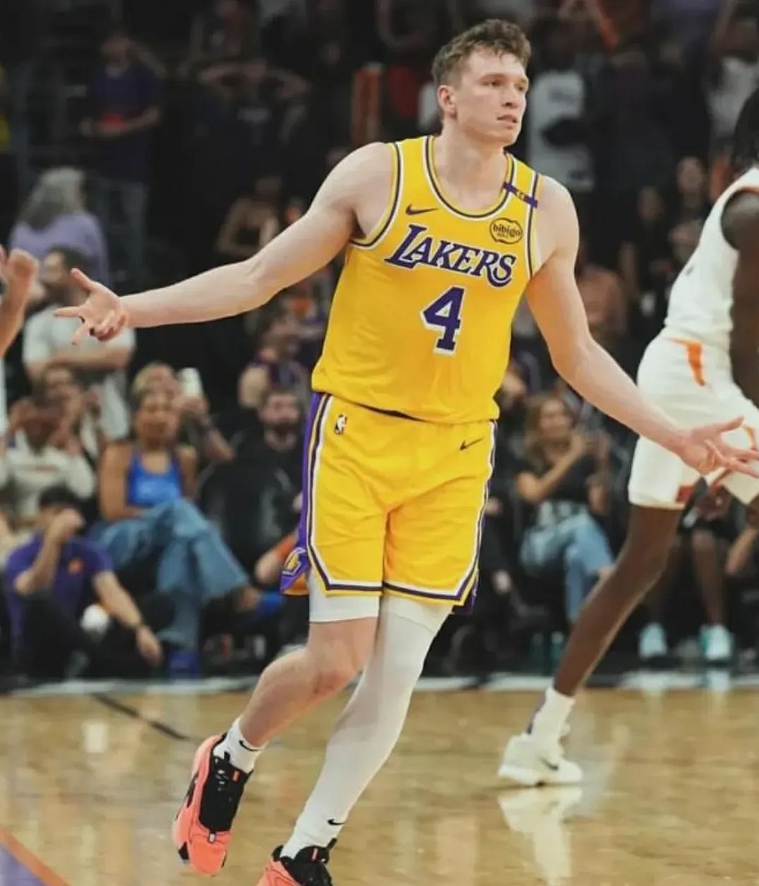 包含洛杉矶湖人今晨内部沟通;志在全明星赛名次提升;赛场秩序良好;高层口径保持一致的词条 包含洛杉矶湖人今晨内部沟通;志在全明星赛名次提升;赛场秩序良好;高层口径保持一致的词条